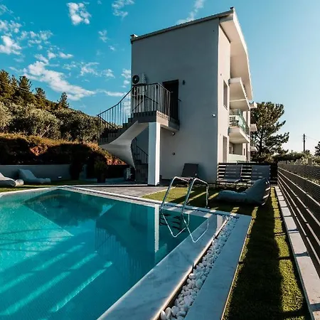 Harmony Thassos &